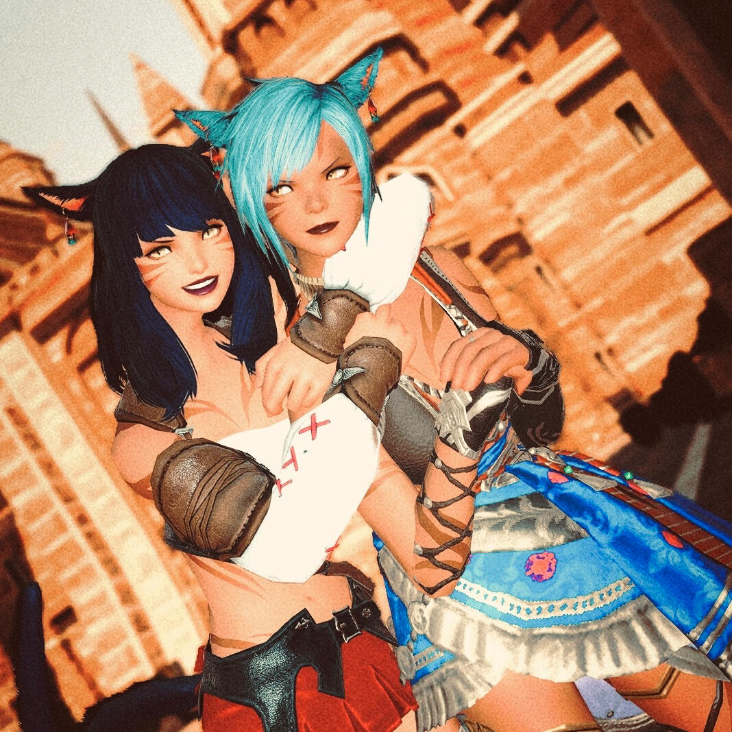 A young Lucan and Ko'shari on the beach in Costa del Sol